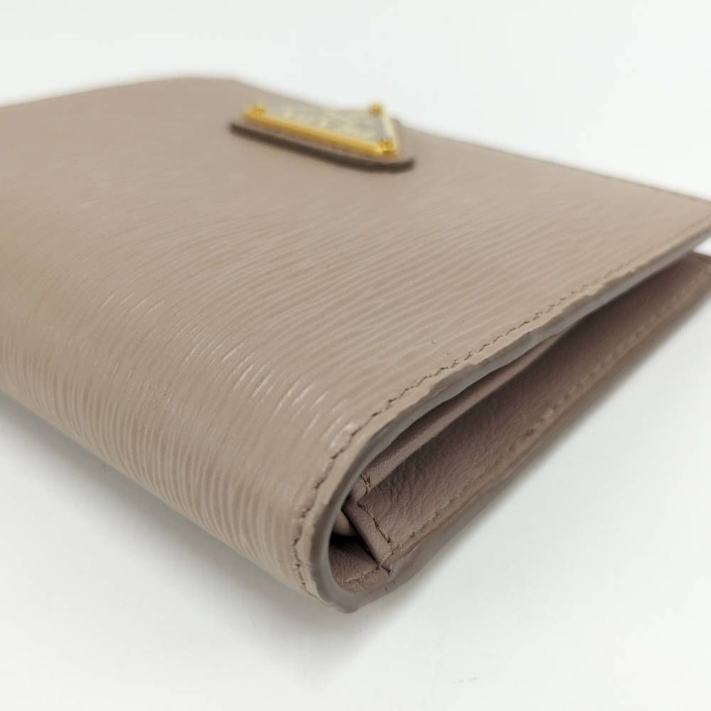 Prada Bifold Wallet Leather Pink — view 5