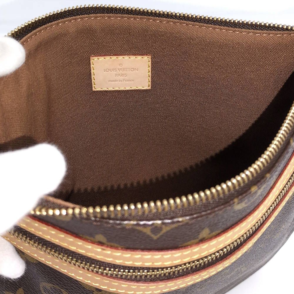 Louis Vuitton Pochette Bosphore Shoulder Bag Monogram — view 9