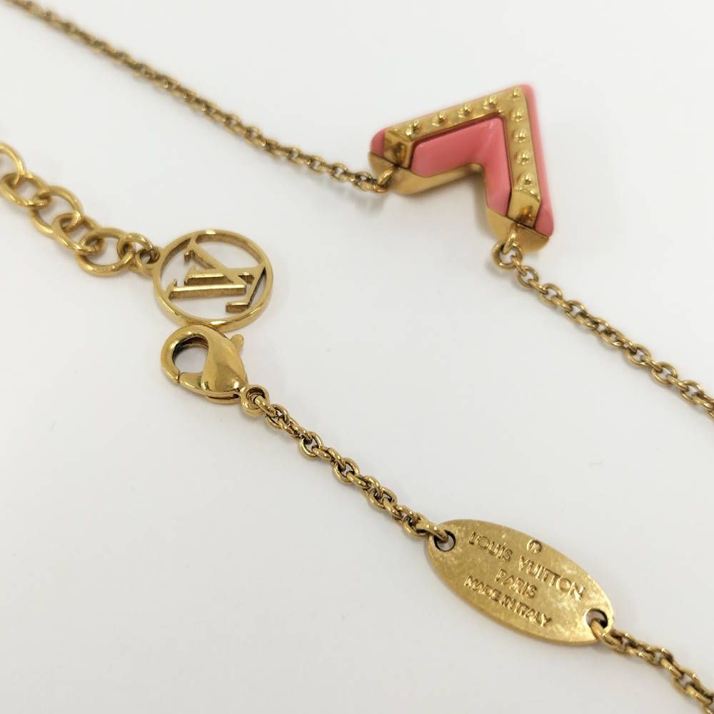 Louis Vuitton Essential Necklace Gold Plated — view 4