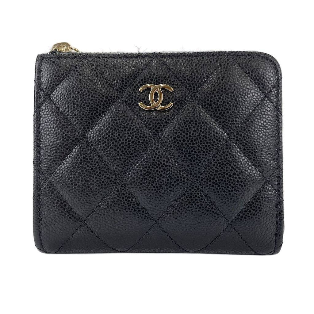 Chanel Coin Case Quilted — view 2