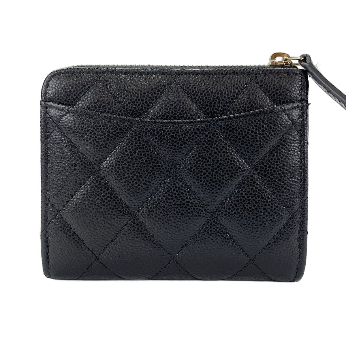 Chanel Coin Case Quilted — view 3