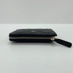 Chanel Coin Case Quilted — view 9