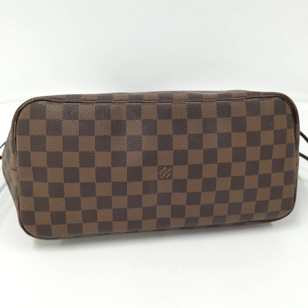 Louis Vuitton Neverfull MM Tote Damier Ebene — view 6