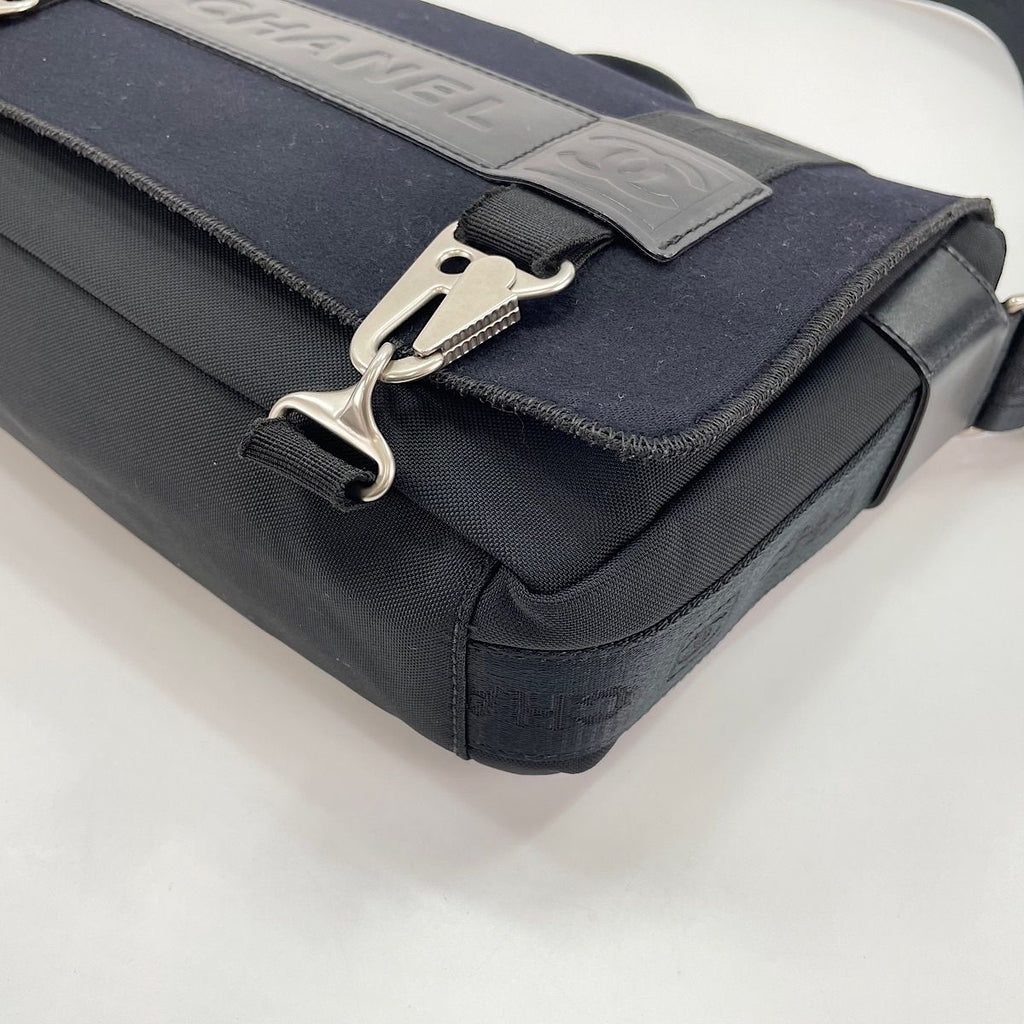Chanel Shoulder Bag Sports Line — view 8
