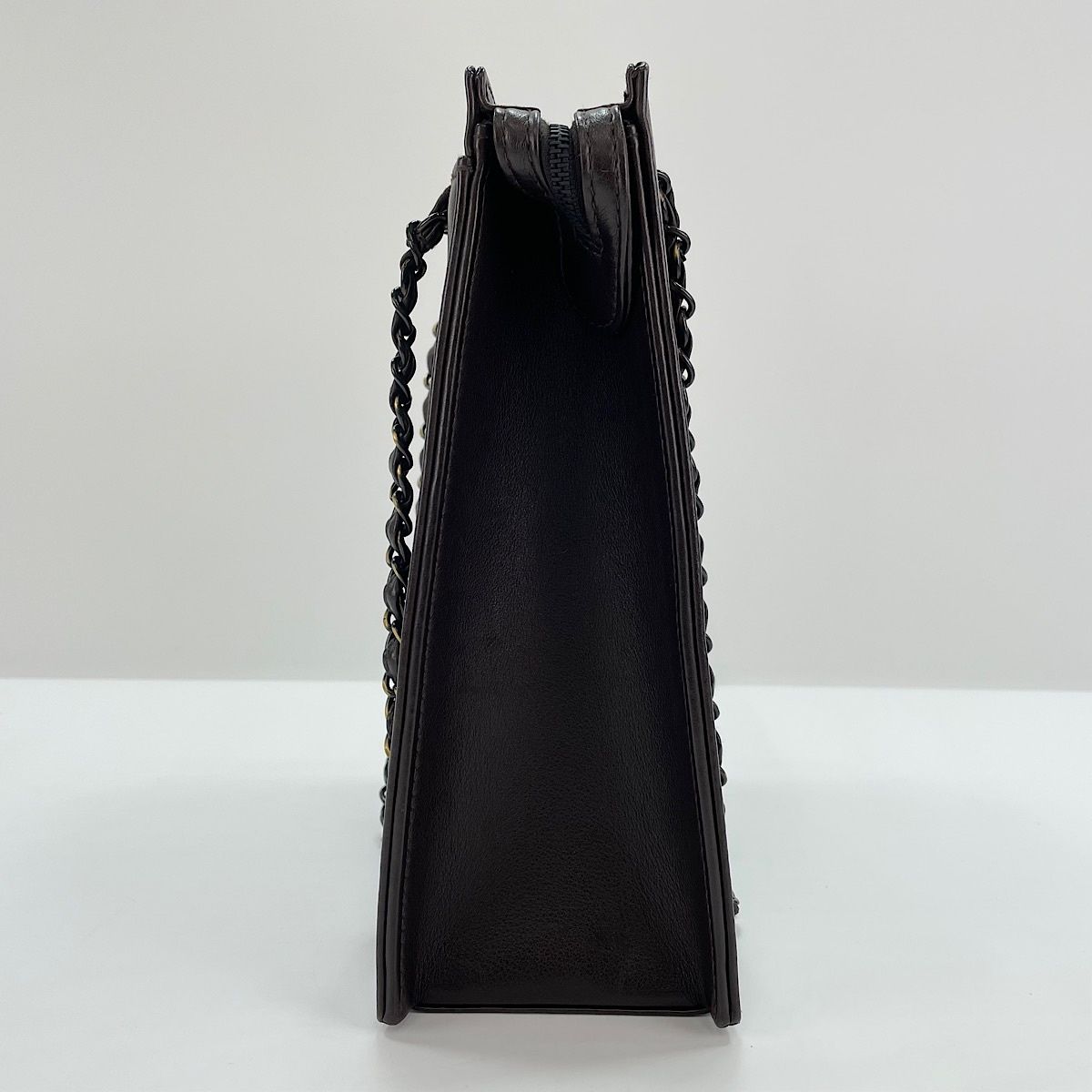 Chanel Shoulder Bag Brown — view 4