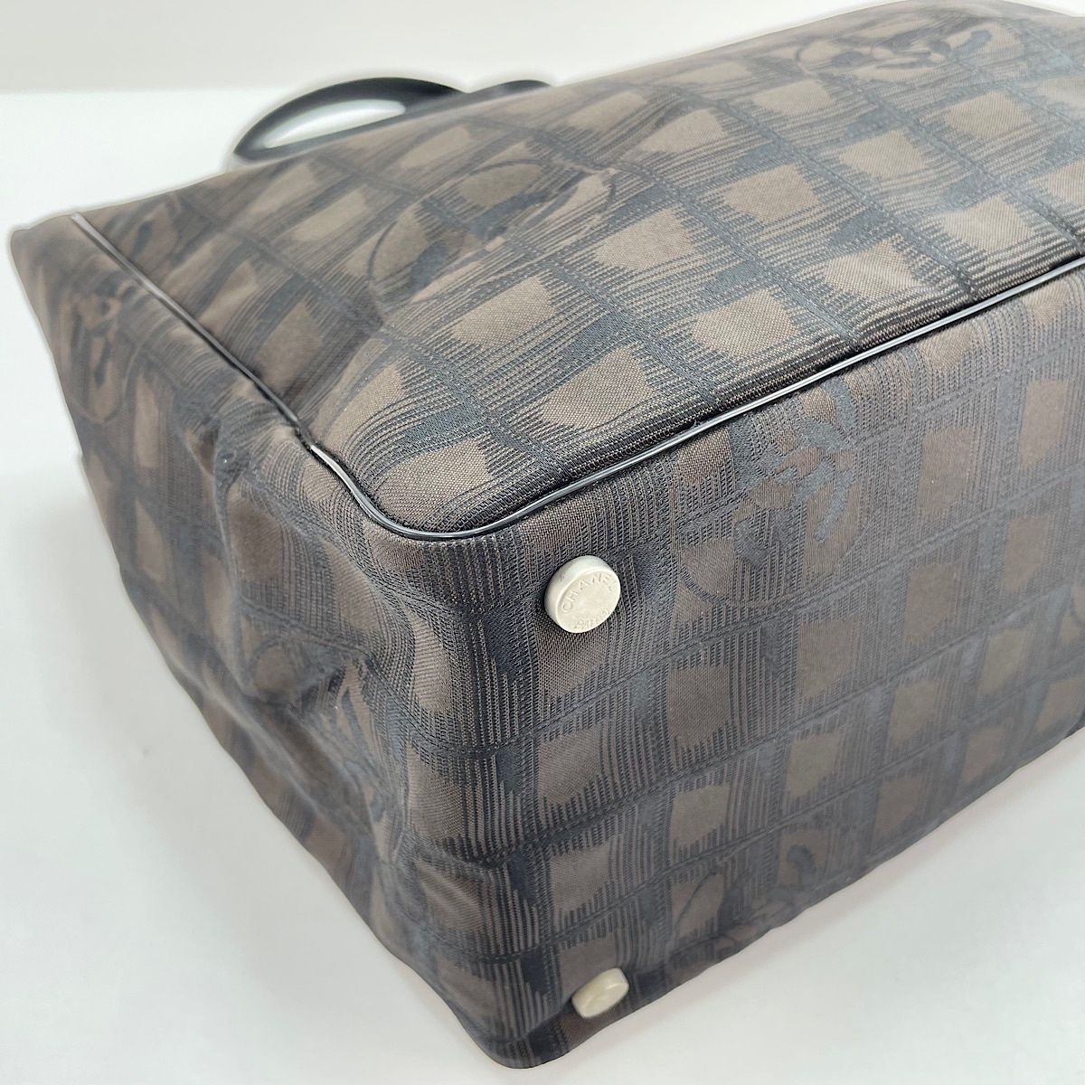 Chanel Tote New Travel Line — view 7