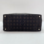 Chanel Tote New Travel Line — view 6