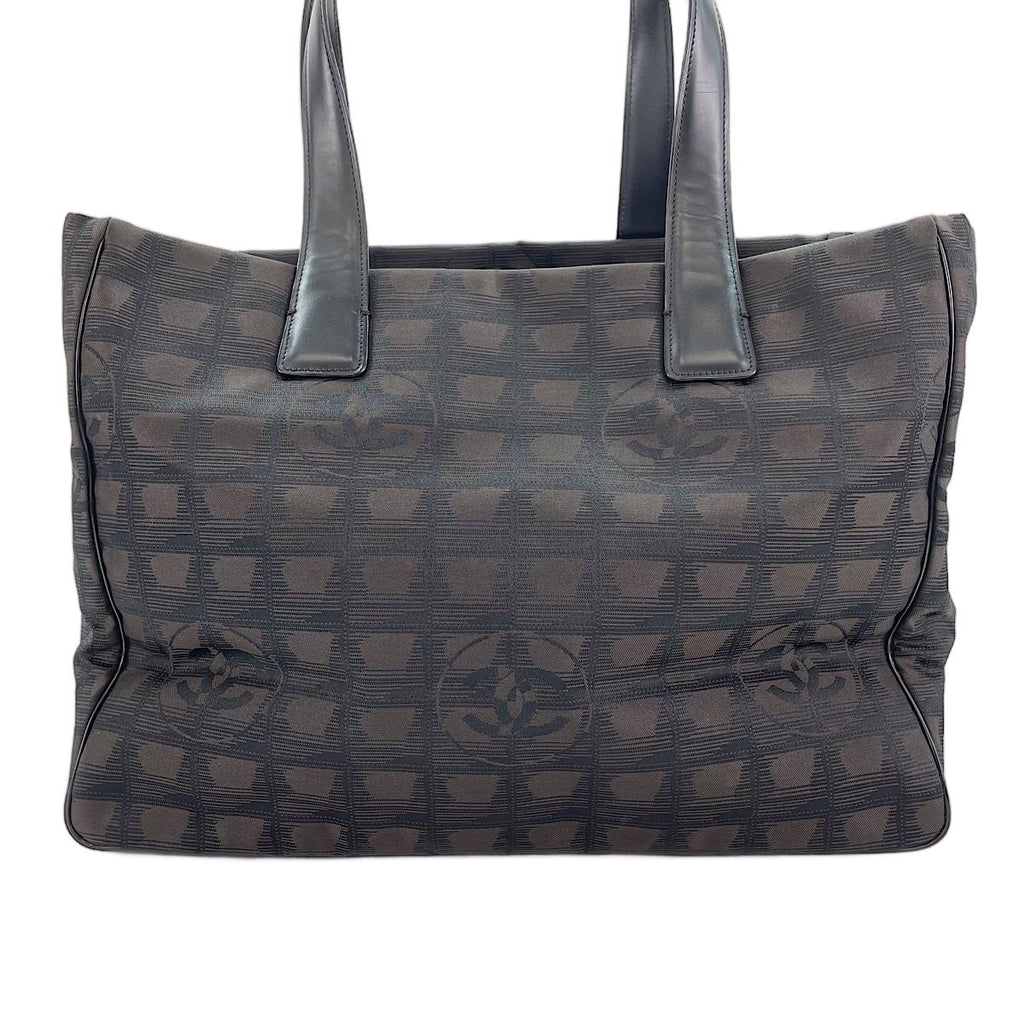 Chanel Tote New Travel Line — view 2