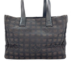 Chanel Tote New Travel Line — view 2