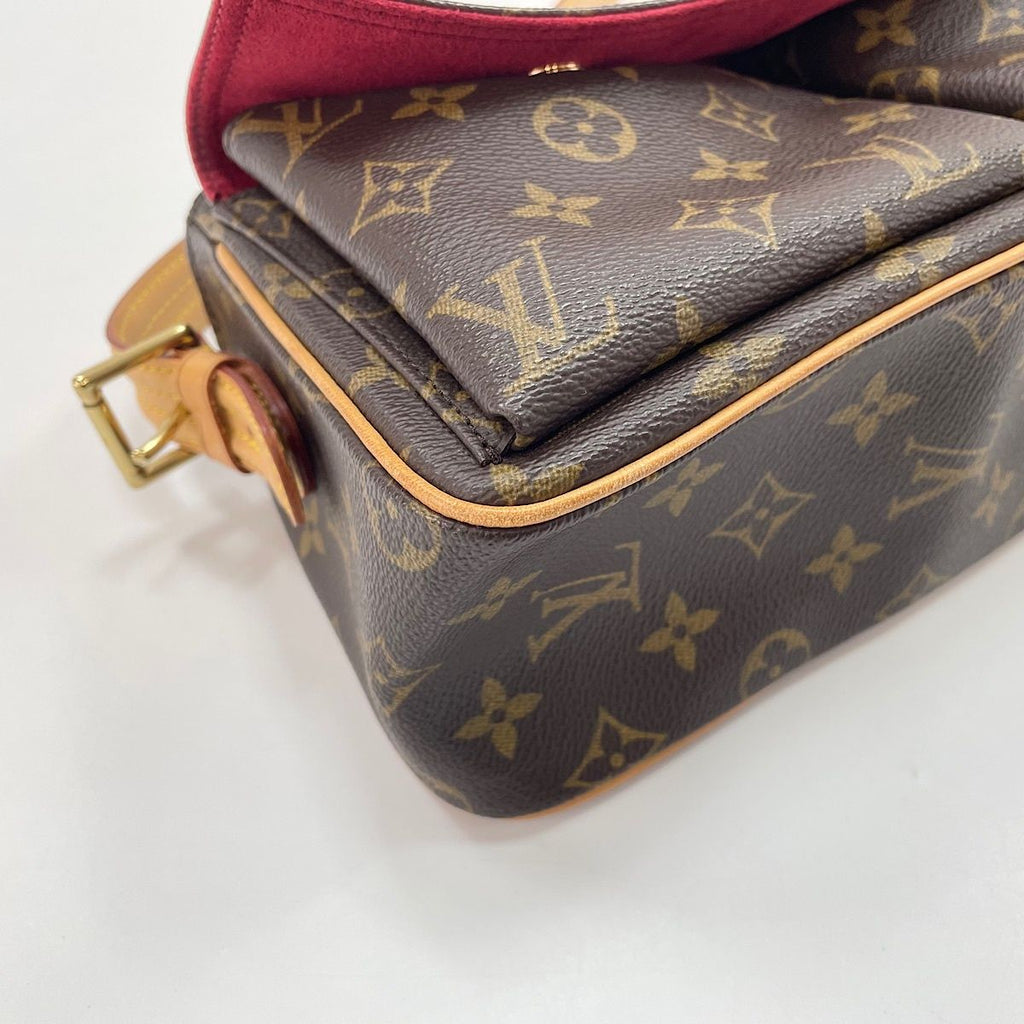 Louis Vuitton Shoulder Bag Viva-Cite MM — view 8