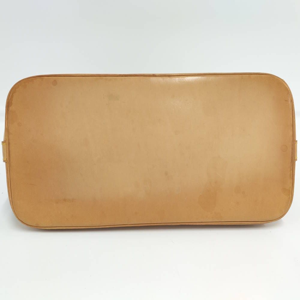 Louis Vuitton Alma Handbag Monogram — view 7