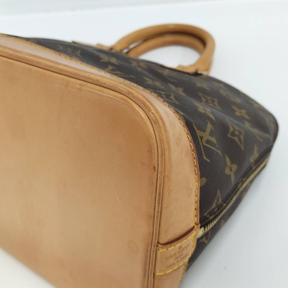 Louis Vuitton Alma Handbag Monogram — view 3