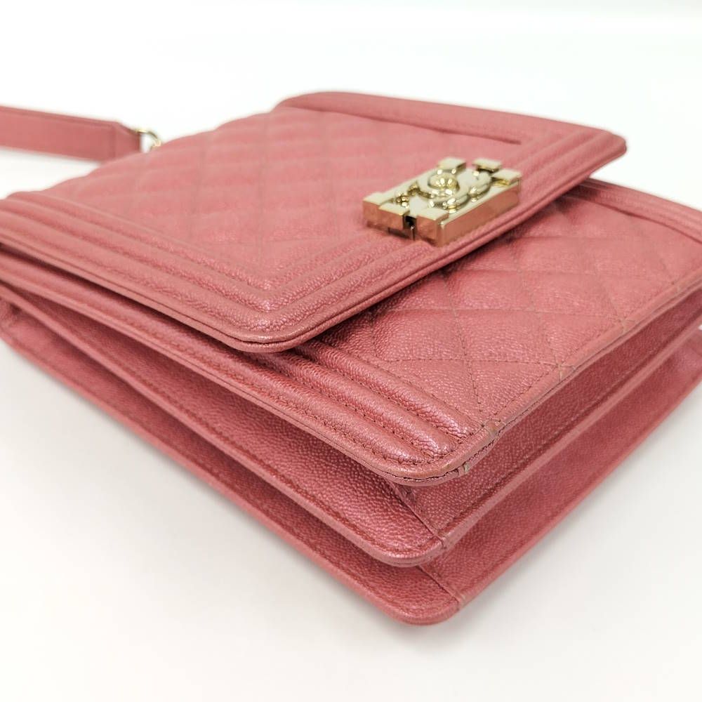 Chanel Boy Shoulder Bag Caviar Leather Pink — view 3