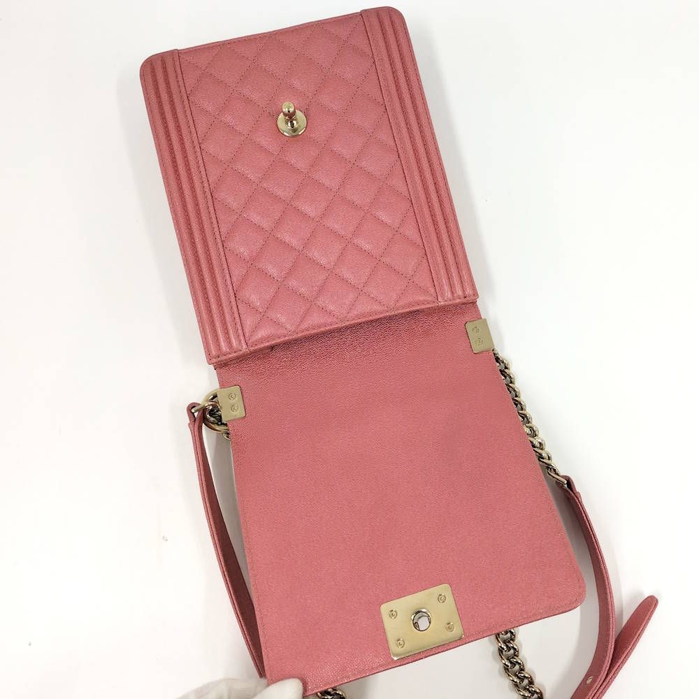 Chanel Boy Shoulder Bag Caviar Leather Pink — view 7