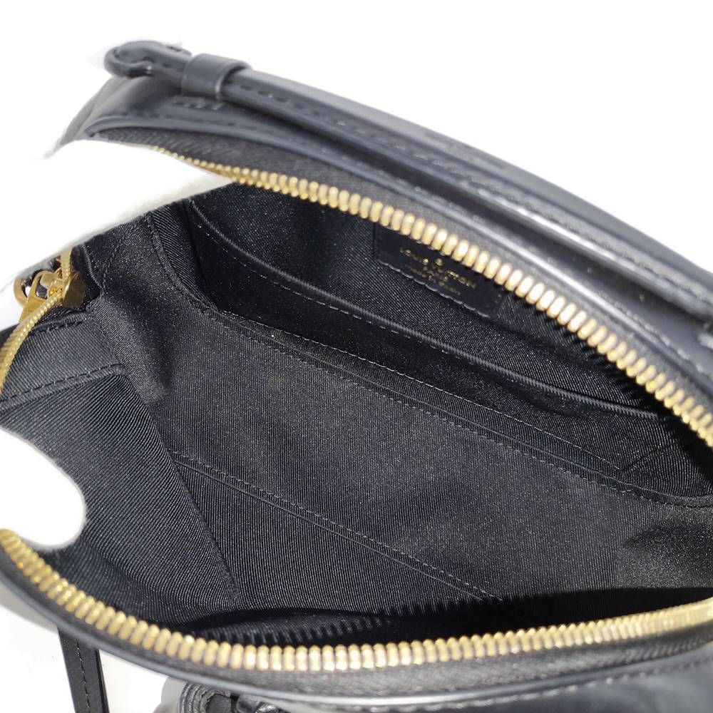 Louis Vuitton Saintonge Shoulder Bag Monogram Noir — view 9