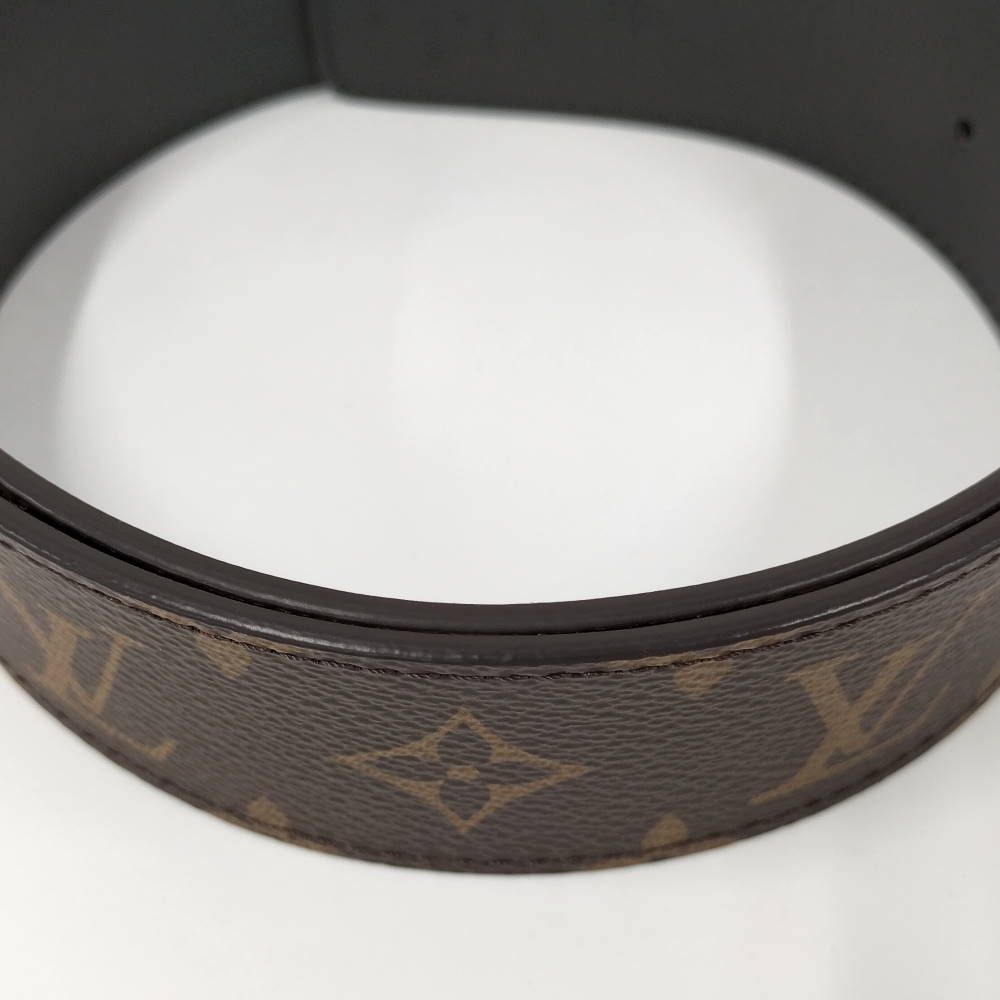 Louis Vuitton Belt LV Pyramid 40 Monogram — view 4