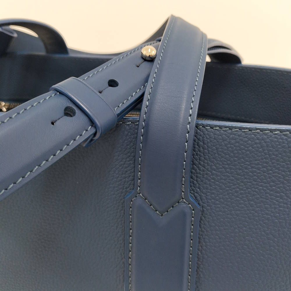 Louis Vuitton Aerogram Fast Line Tote Cowhide Leather Blue — view 5