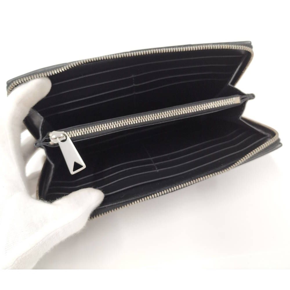 Bottega Veneta Cassette Zip Around Wallet Maxi Intrecciato Leather Black — view 2