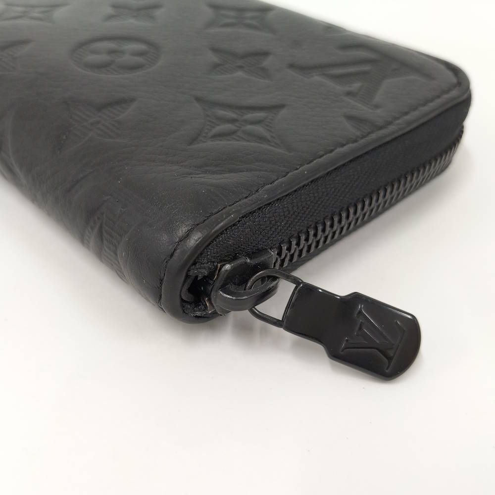 Louis Vuitton Zippy Wallet Horizontal Zip Around Monogram Shadow — view 4