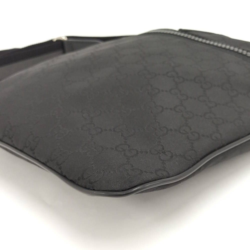 Gucci GG Nylon Messenger — view 4