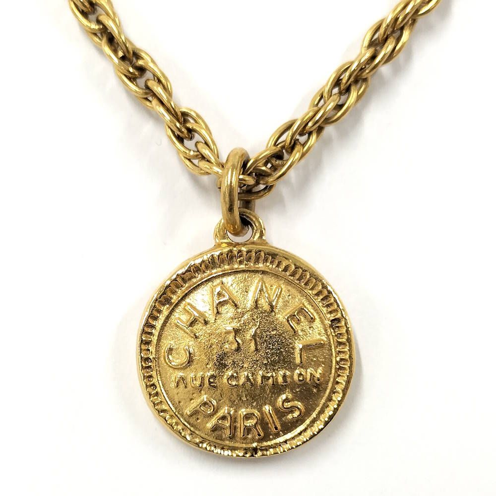 Chanel Necklace Plated Gold — view 2