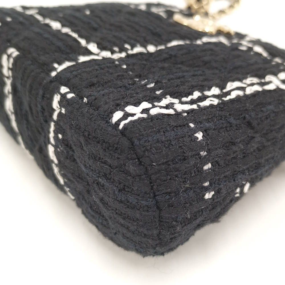 Chanel Chain Shoulder Bag CC Logo Tweed Black — view 3