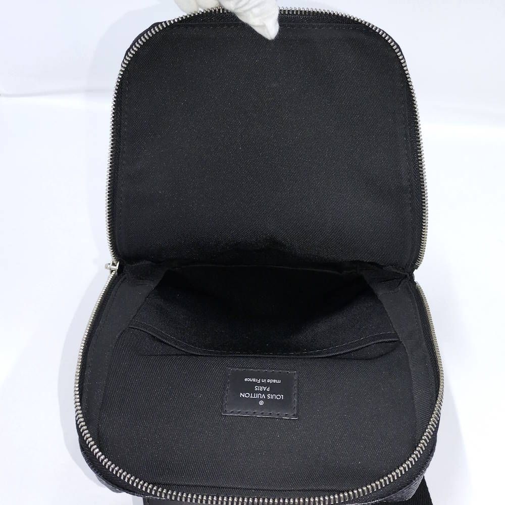 Louis Vuitton Avenue Sling Bag Damier Graphite — view 9