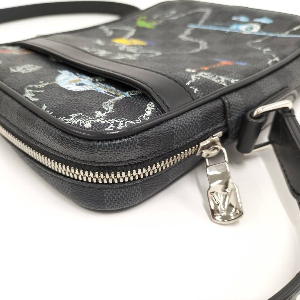 Louis Vuitton Dove PM NM Shoulder Bag Damier Graphite — view 5