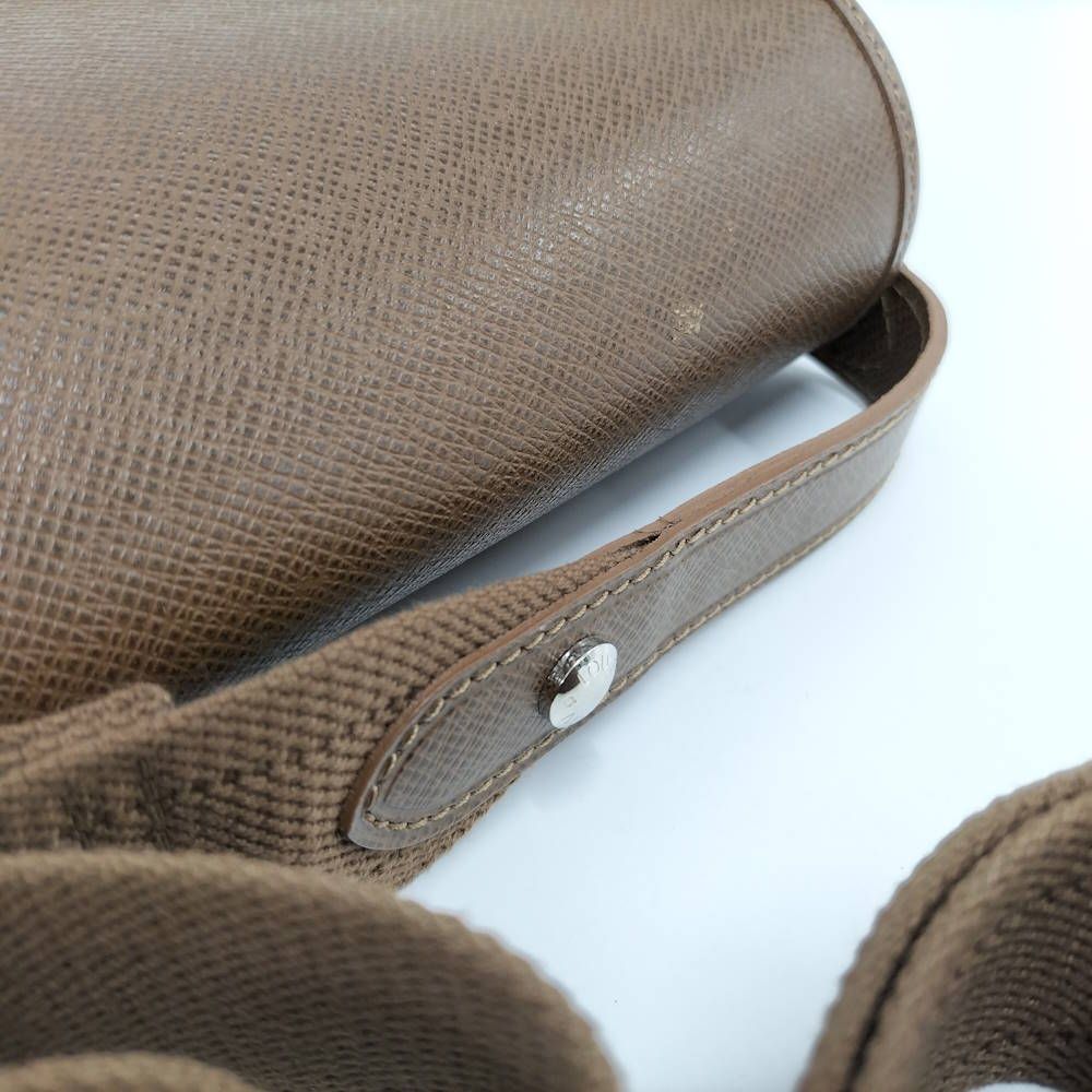 Louis Vuitton Andrey Shoulder Bag Taiga Grizzly — view 7