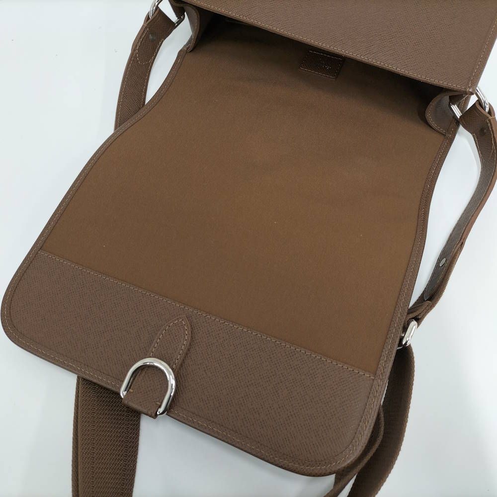 Louis Vuitton Andrey Shoulder Bag Taiga Grizzly — view 8
