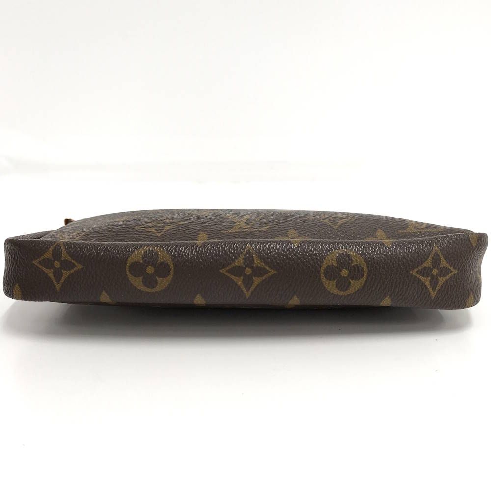 Louis Vuitton Pochette Pouch Monogram — view 9
