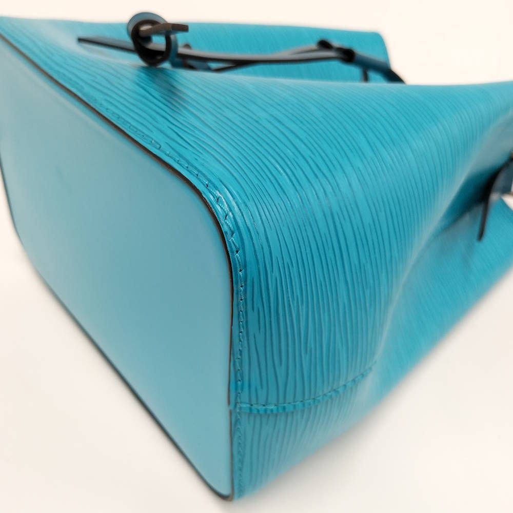 Louis Vuitton Neo Noe BB Handbag Epi Blue — view 3