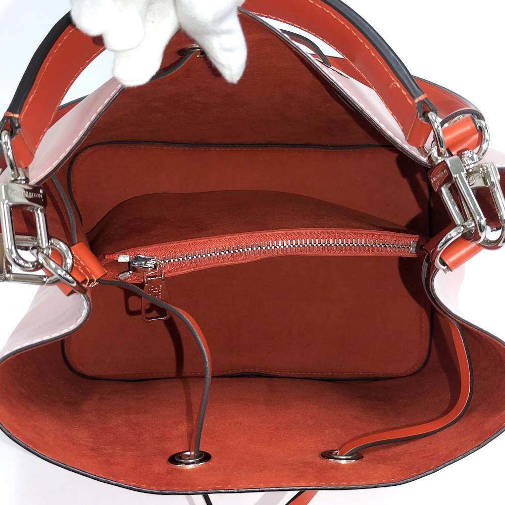 Louis Vuitton Neo Noe Epi Rosevalerine Shoulder — view 8