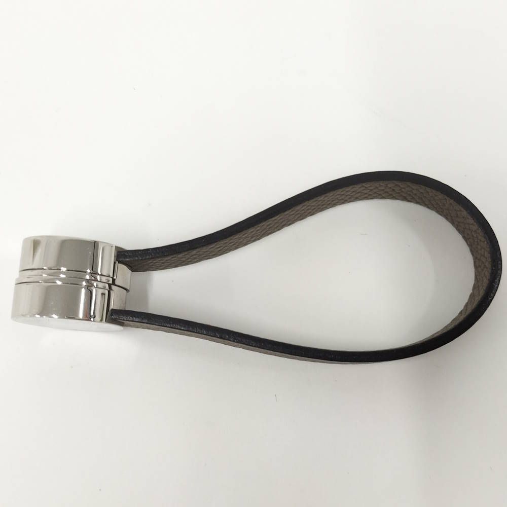 Hermes Maris Series Button Glove Holder Epsom Leather Gray Ju Gloves — view 9