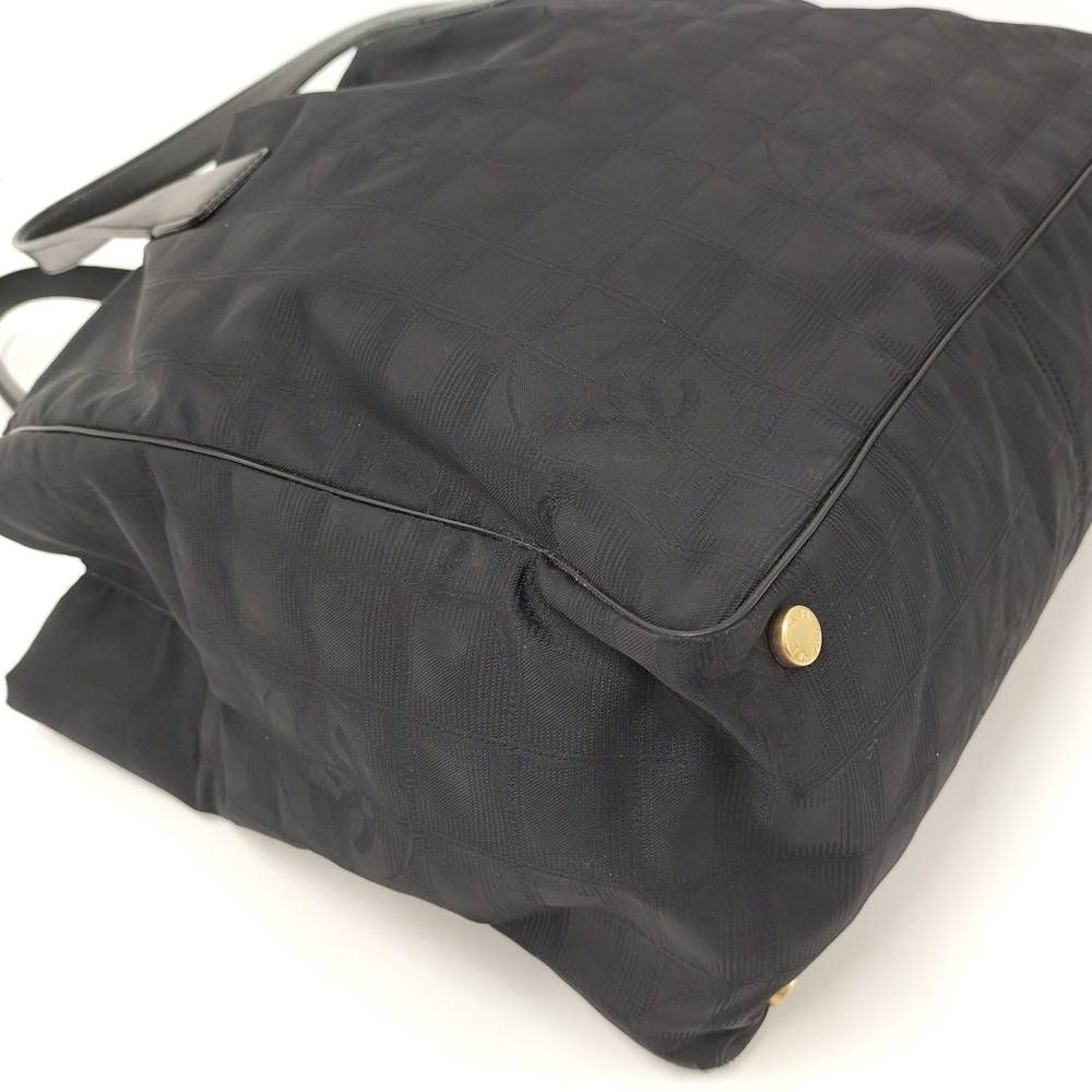 Chanel New Travel Line Tote MM — view 3