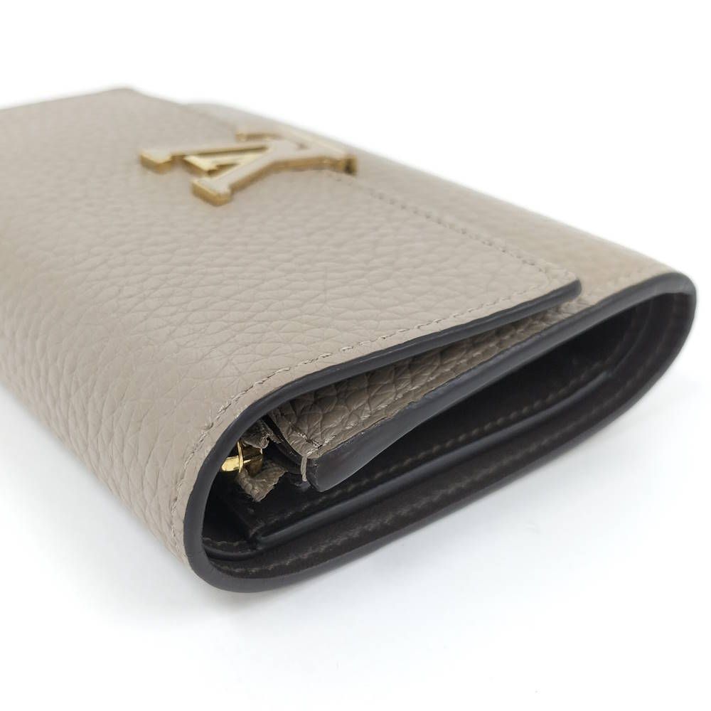 Louis Vuitton Portefeuille Capucines Wallet Leather Galle — view 4