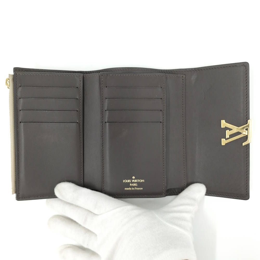 Louis Vuitton Portefeuille Capucines Wallet Leather Galle — view 2