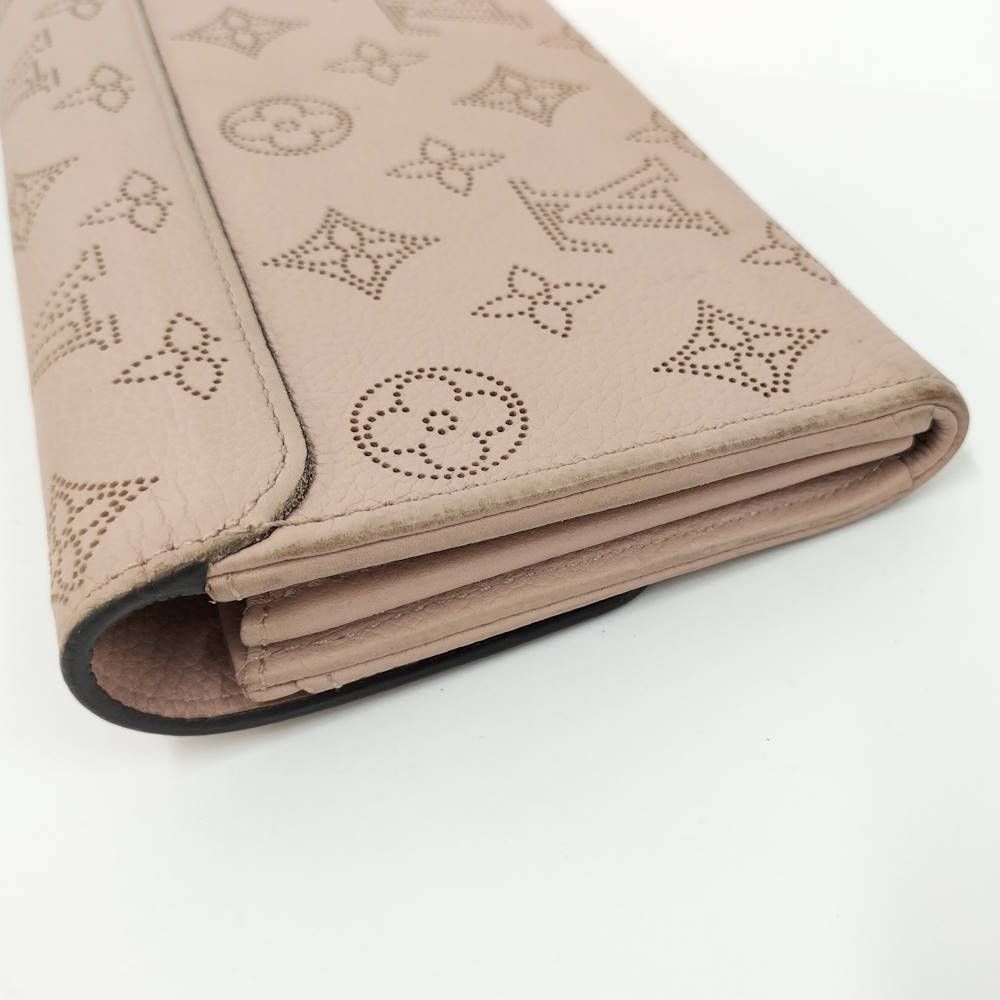 Louis Vuitton Portefeuille Iris Mahina Magnolia Wallet — view 6