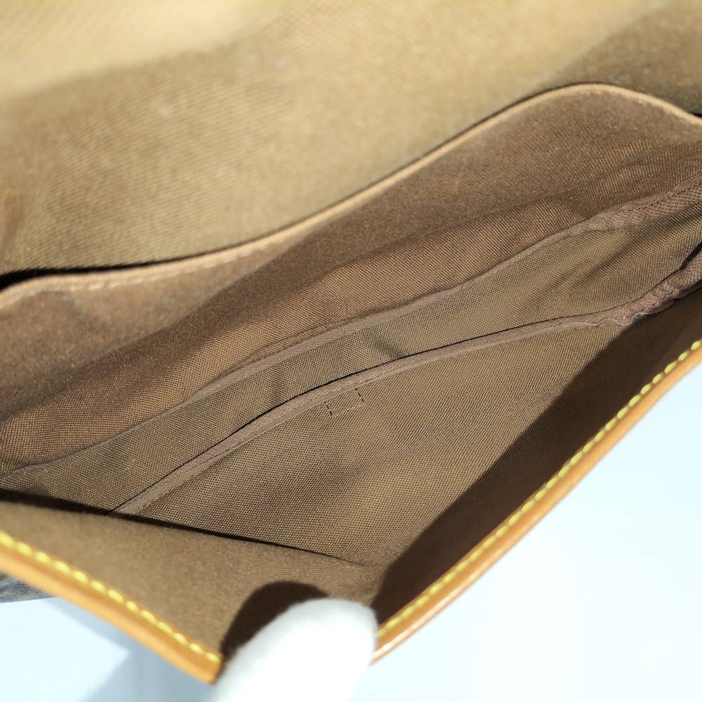 Louis Vuitton Saumur MM Shoulder Bag Monogram — view 8