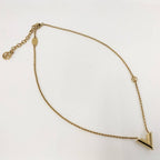 Louis Vuitton Essential Necklace Plated Gold — view 5