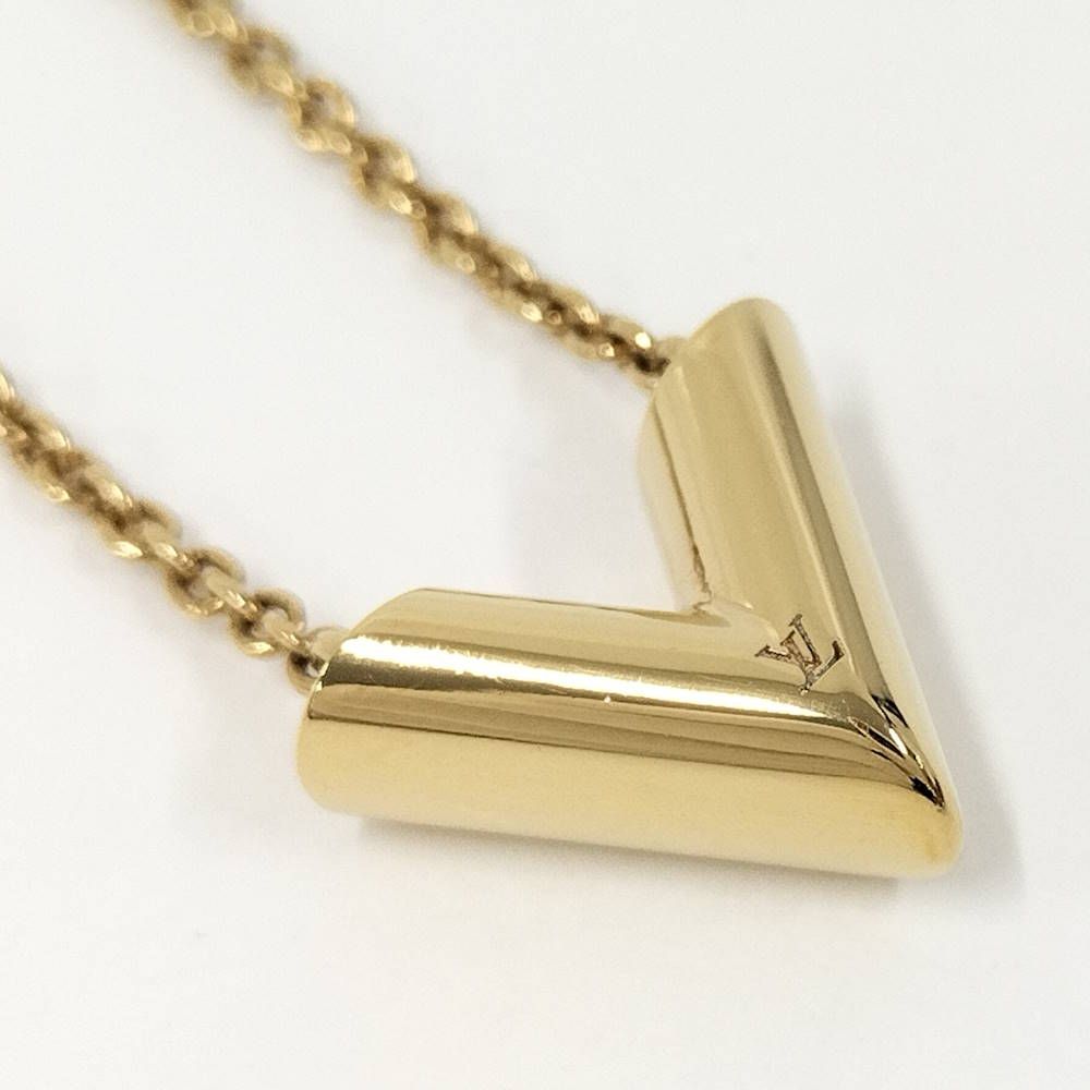 Louis Vuitton Essential Necklace Plated Gold — view 3