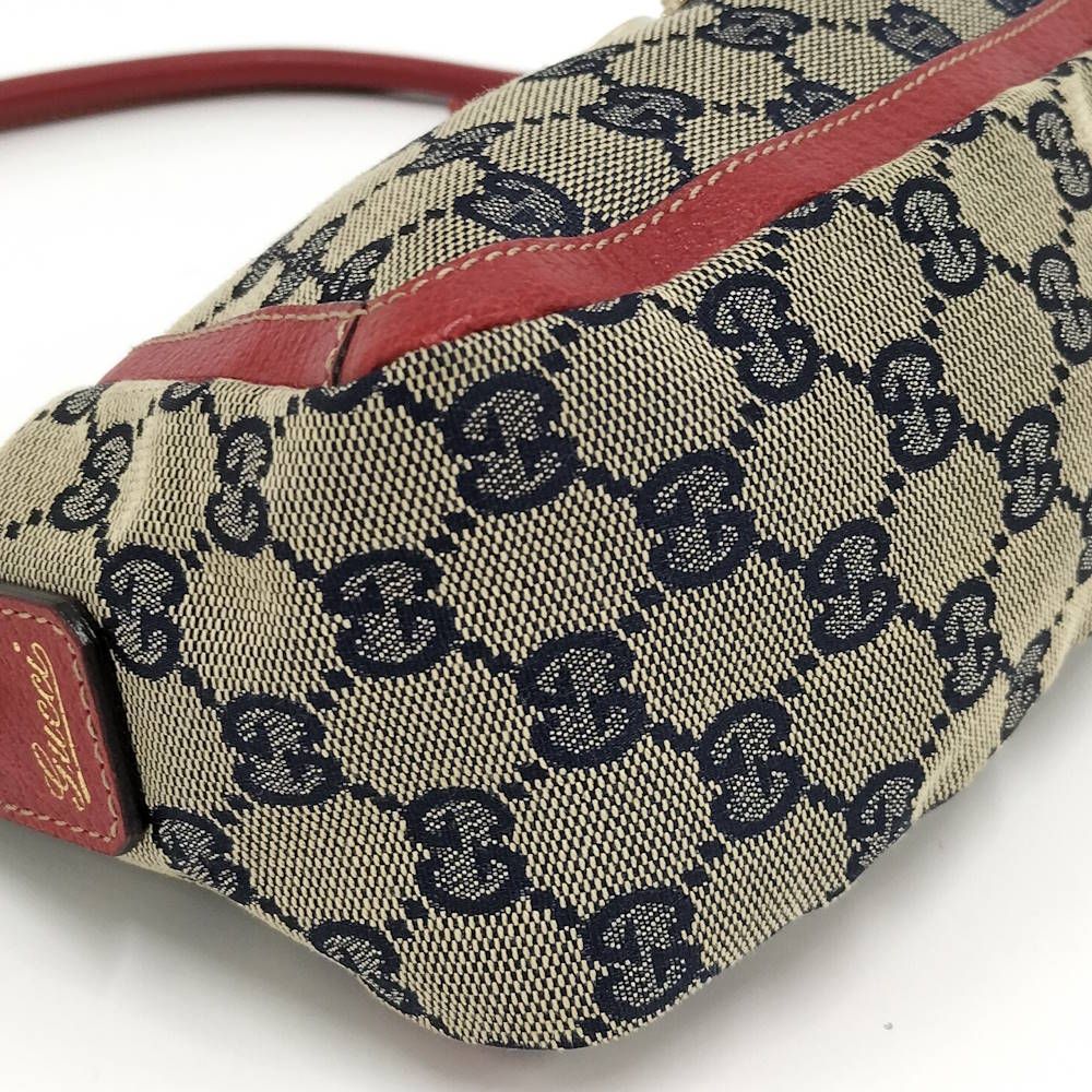 Gucci Abbey Shoulder Bag GG Canvas Beige — view 4