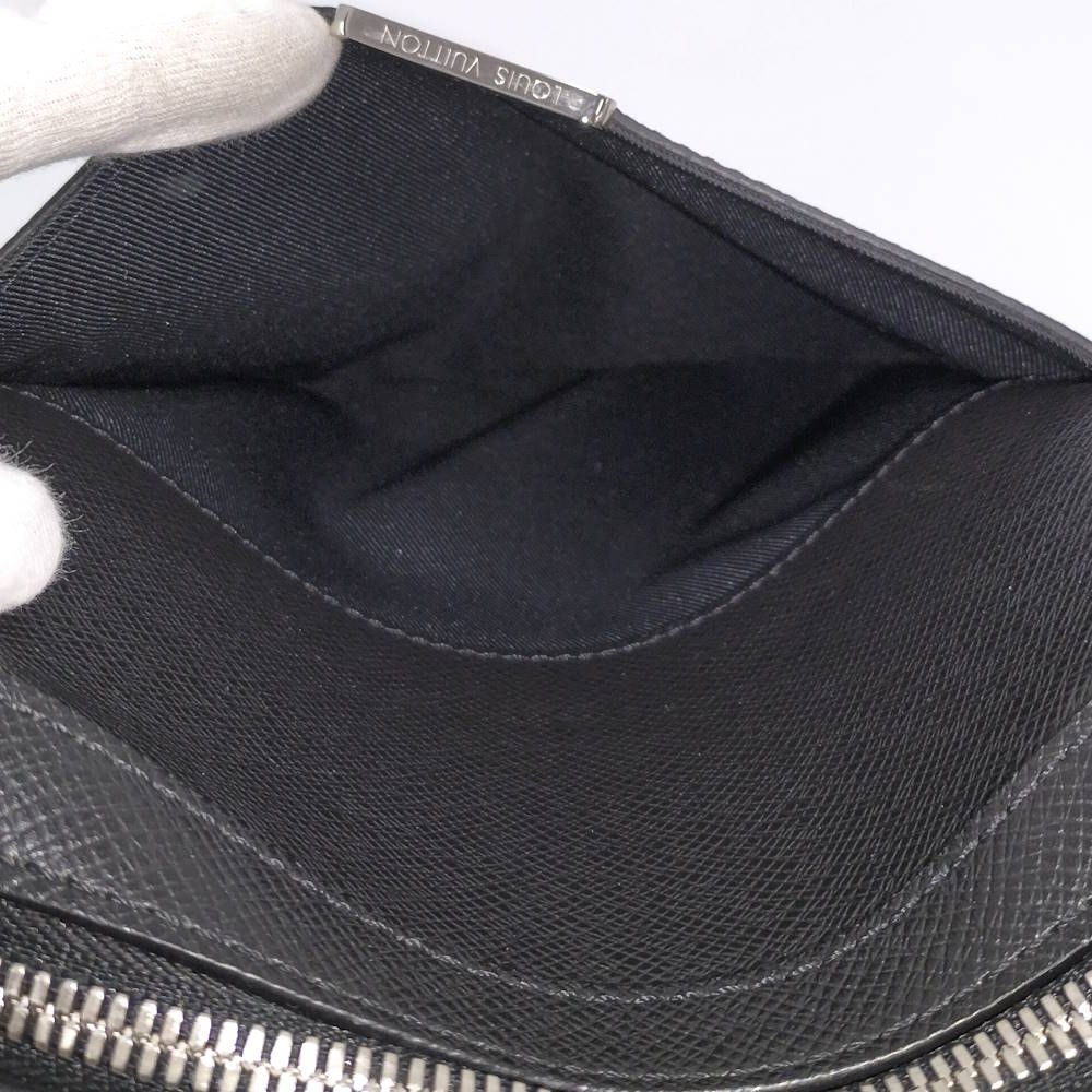 Louis Vuitton Anton Pochette Shoulder Bag Taiga — view 8