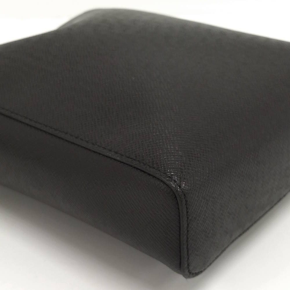 Louis Vuitton Anton Pochette Shoulder Bag Taiga — view 5