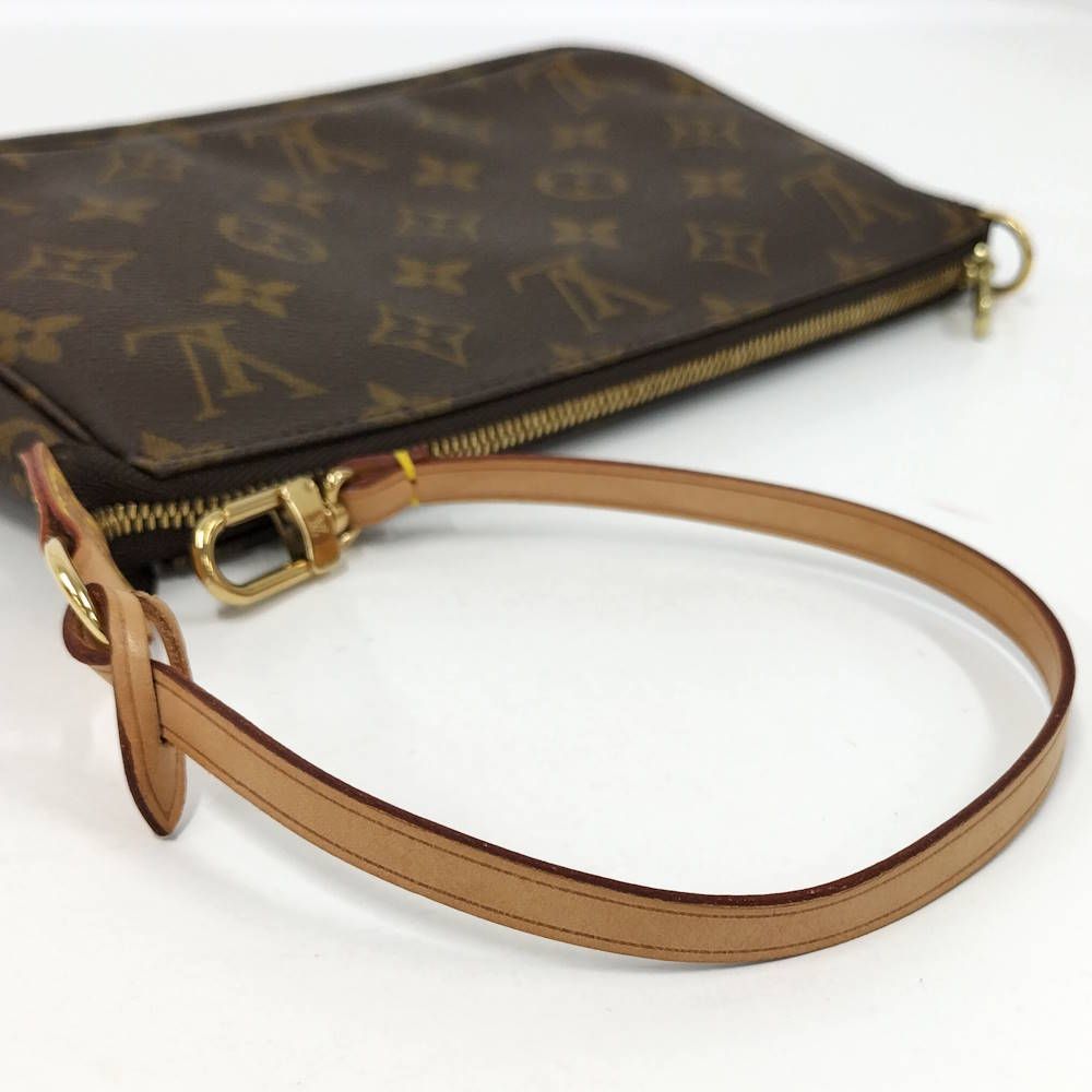 Louis Vuitton Pochette Handbag — view 6