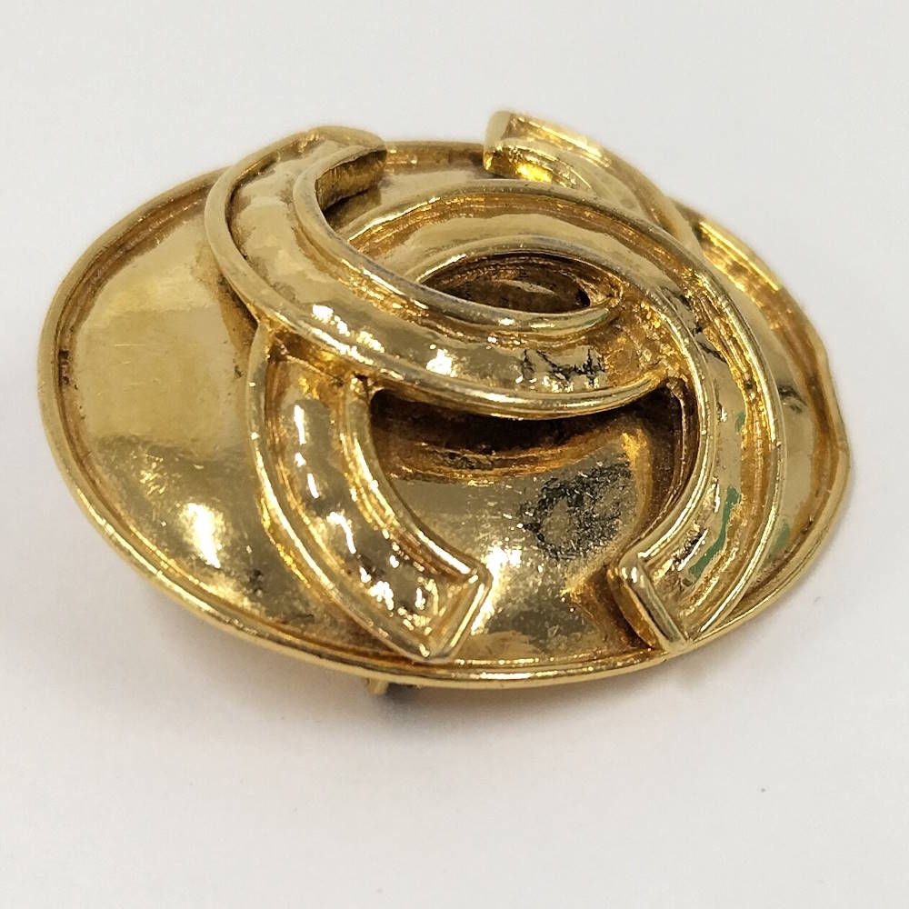Chanel Vintage Brooch Gold — view 3