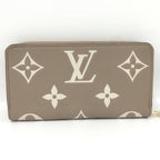 Louis Vuitton Zippy Wallet — view 3