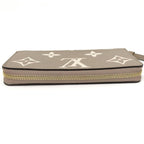 Louis Vuitton Zippy Wallet — view 7