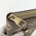 Louis Vuitton Zippy Wallet — view 5