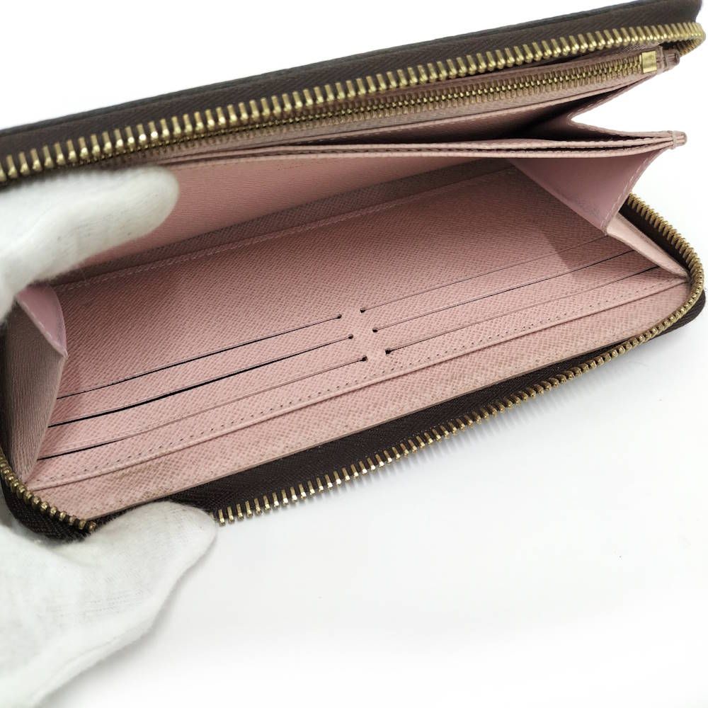 Louis Vuitton Zippy Wallet Monogram Rose Velours — view 8